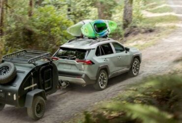 How Much Does a Toyota RAV4 Weigh